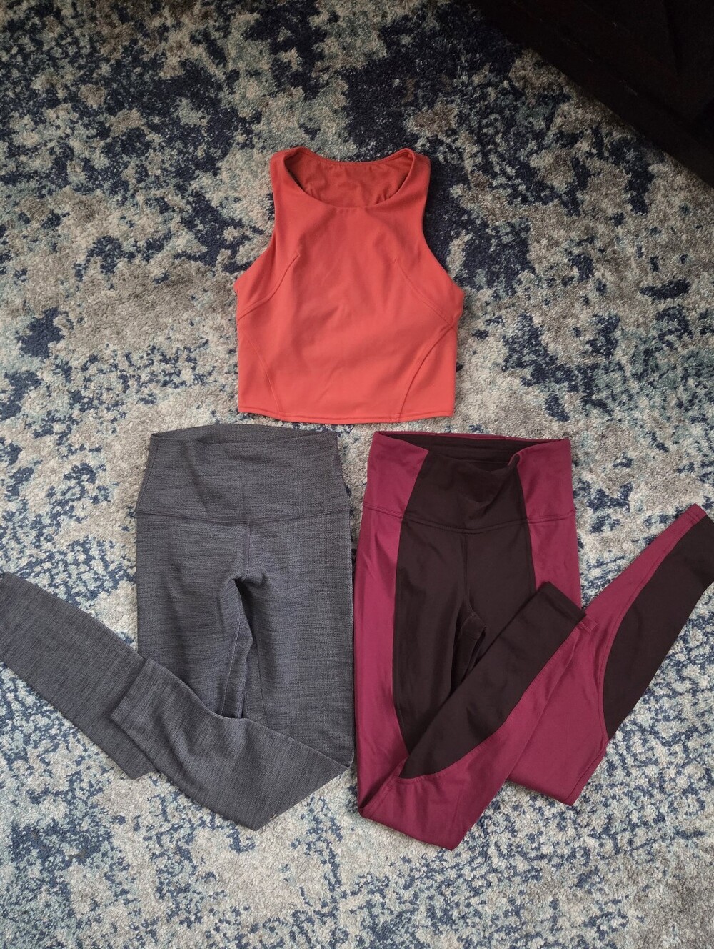 Lululemon Size 4 Bundle Set Leggings & Tank Top Bra Activewear Set Pink Gray EUC